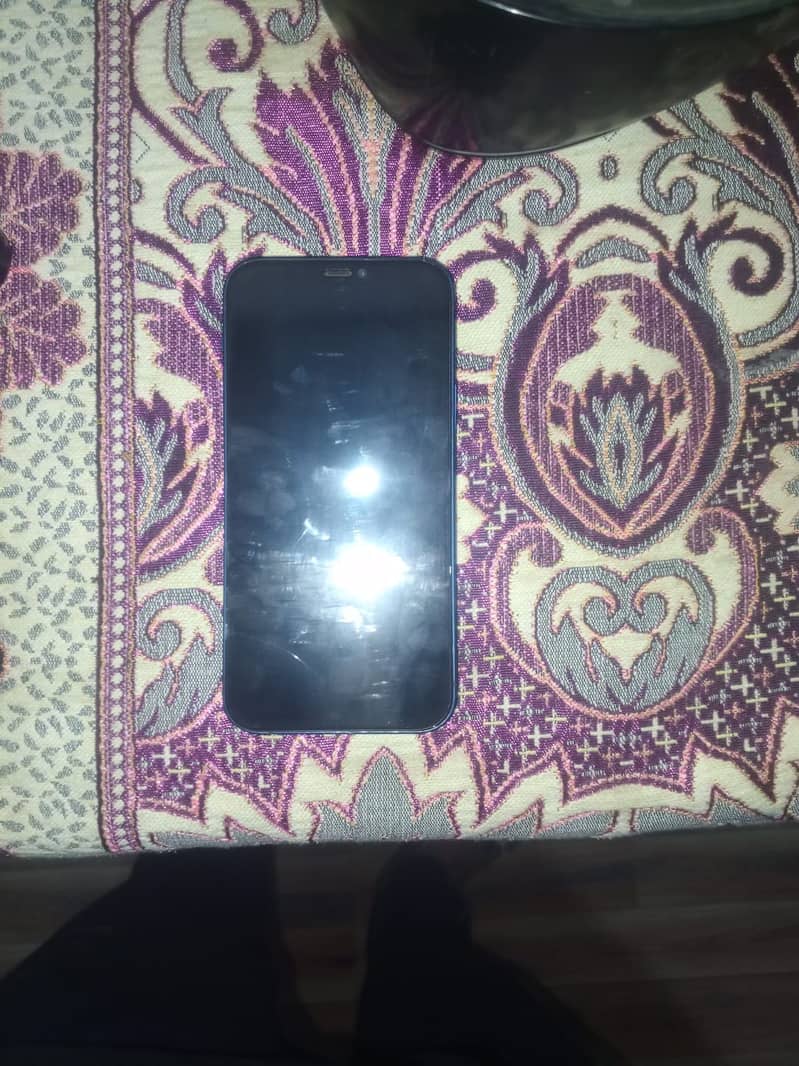 Apple iPhone 12 0