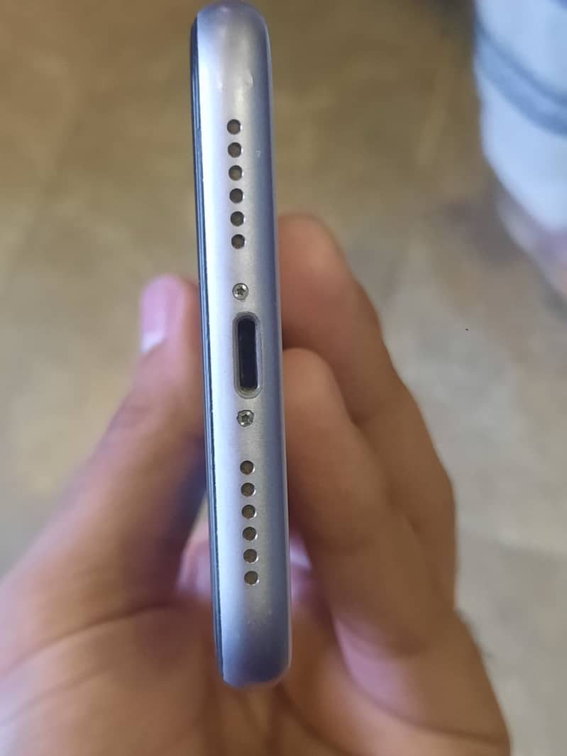 Apple iPhone 11 1