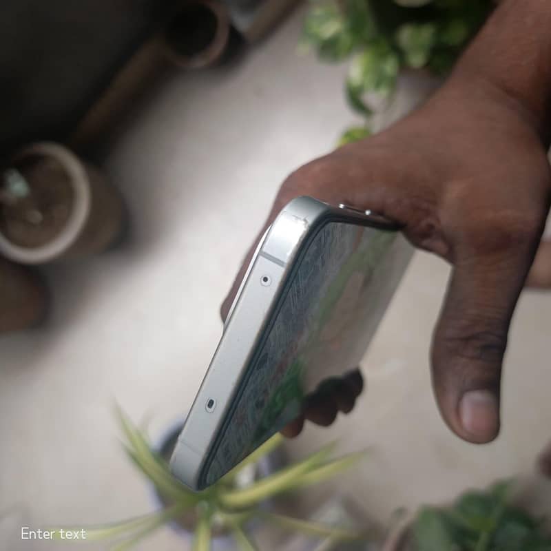 OnePlus 13t 1