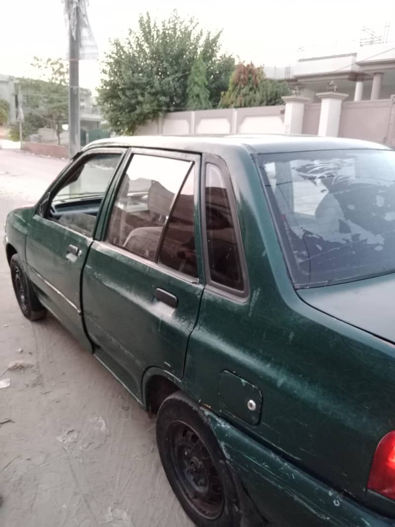 KIA Classic 2000 11
