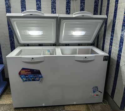 Dawlance Double Door Chest freezer.