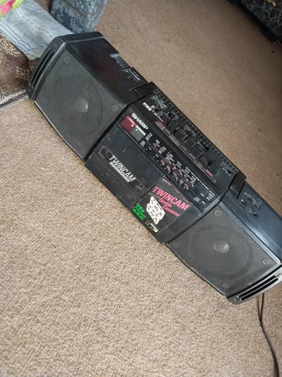 SHARP DUAL CASSETTE RECORDER