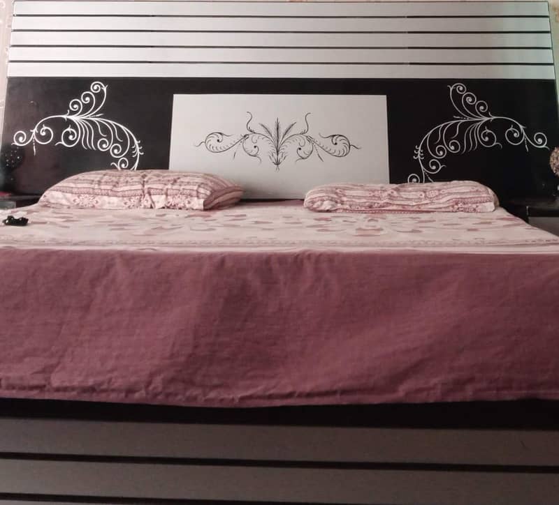 Bed set with dressing 3