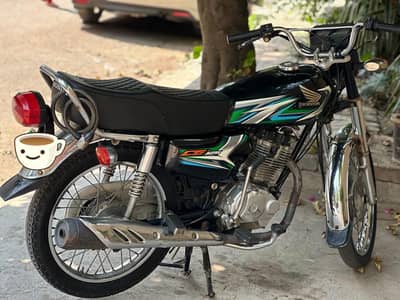 Honda 125 black color 03046873617