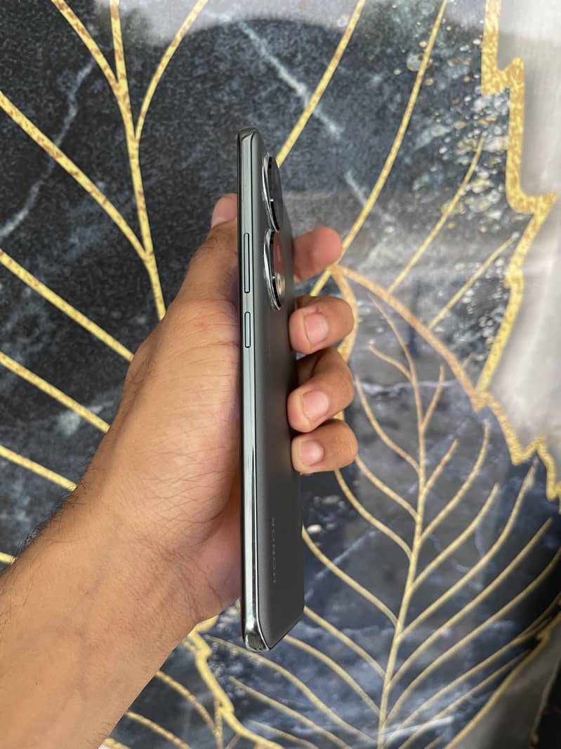 Honor 90 1