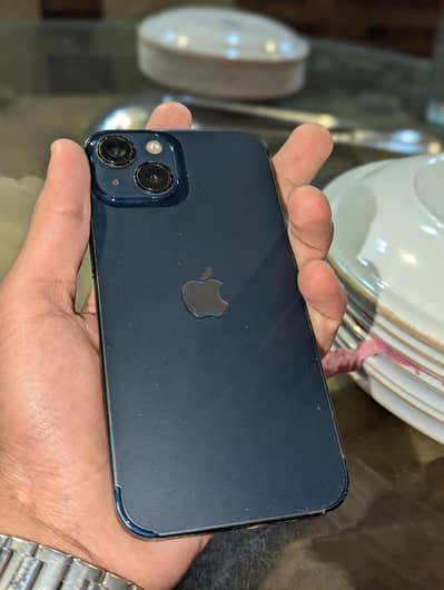 Apple iPhone 13 read description
