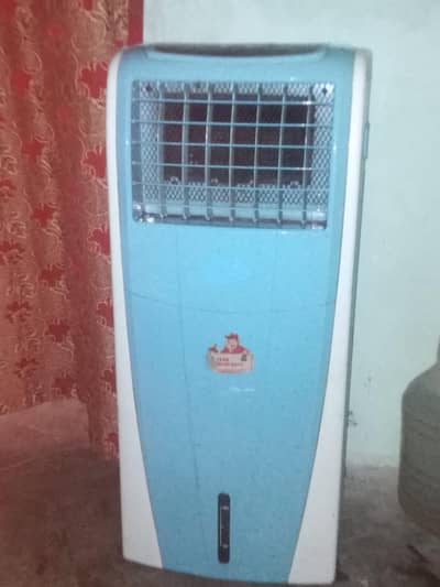 chiller aircooler km price mai. . all ok koi masla ni hai