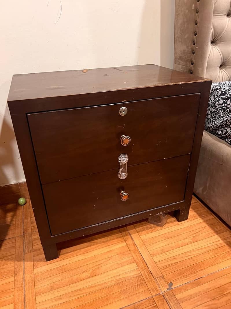 Side Tables & Dressing with Computer Table 0