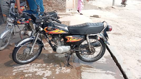 Genuine 125