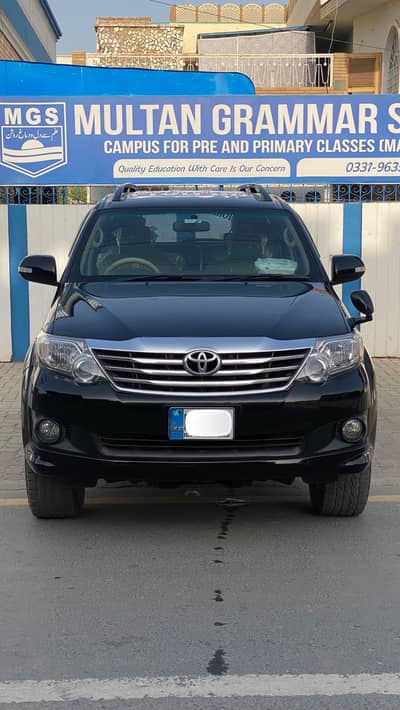 Toyota Fortuner 2014