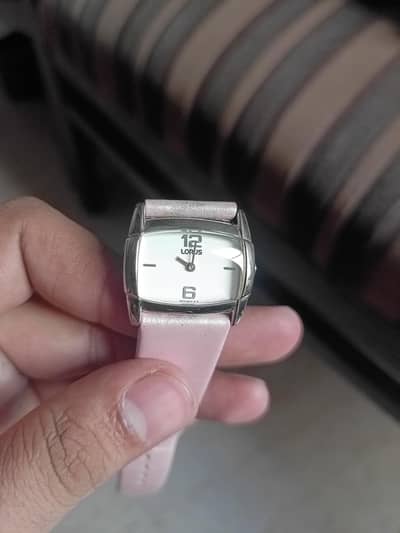 Authentic Lorus (Seiko Japan) Ladies Tank – Original Leather Strap