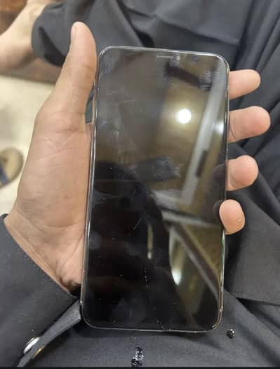 I phone Xsmax pta approved gold colour