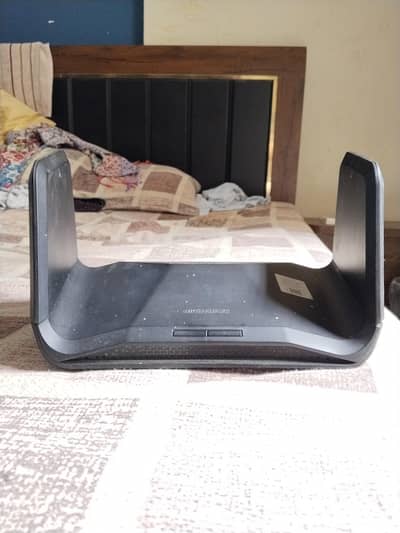 Nighthawk Wife Router