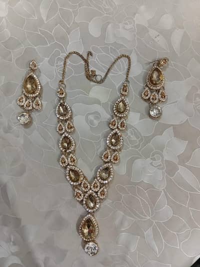 Jewell set
