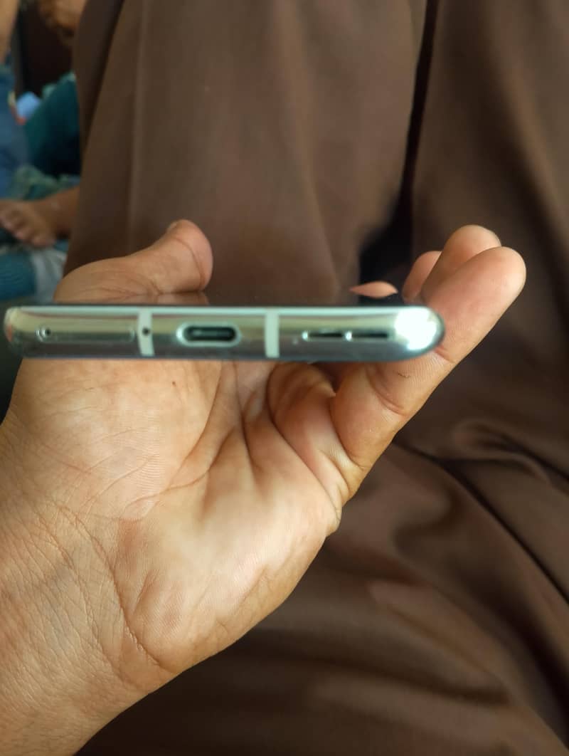 OnePlus 8 4