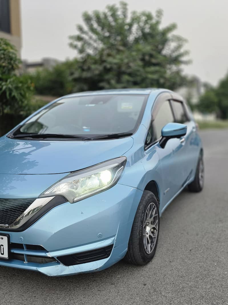 Nissan Note E Power 2016 1