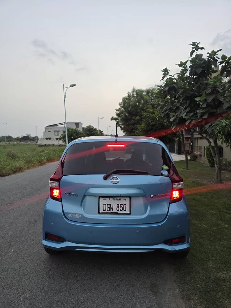 Nissan Note E Power 2016 2