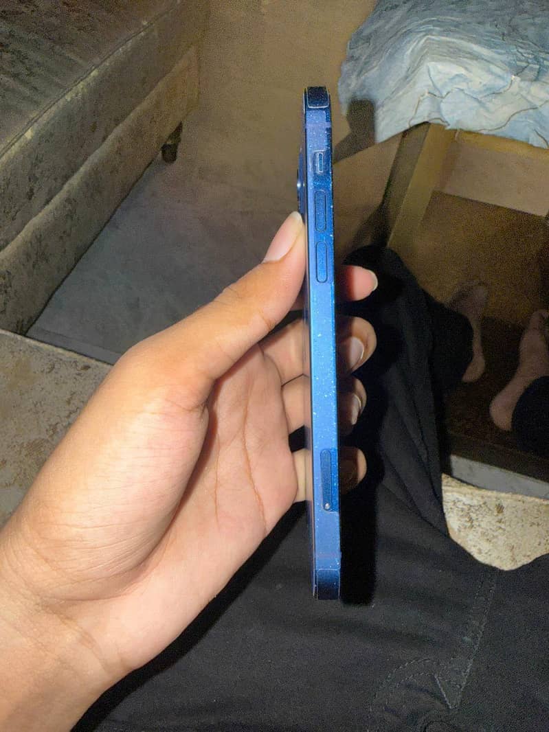 iphone 12 2