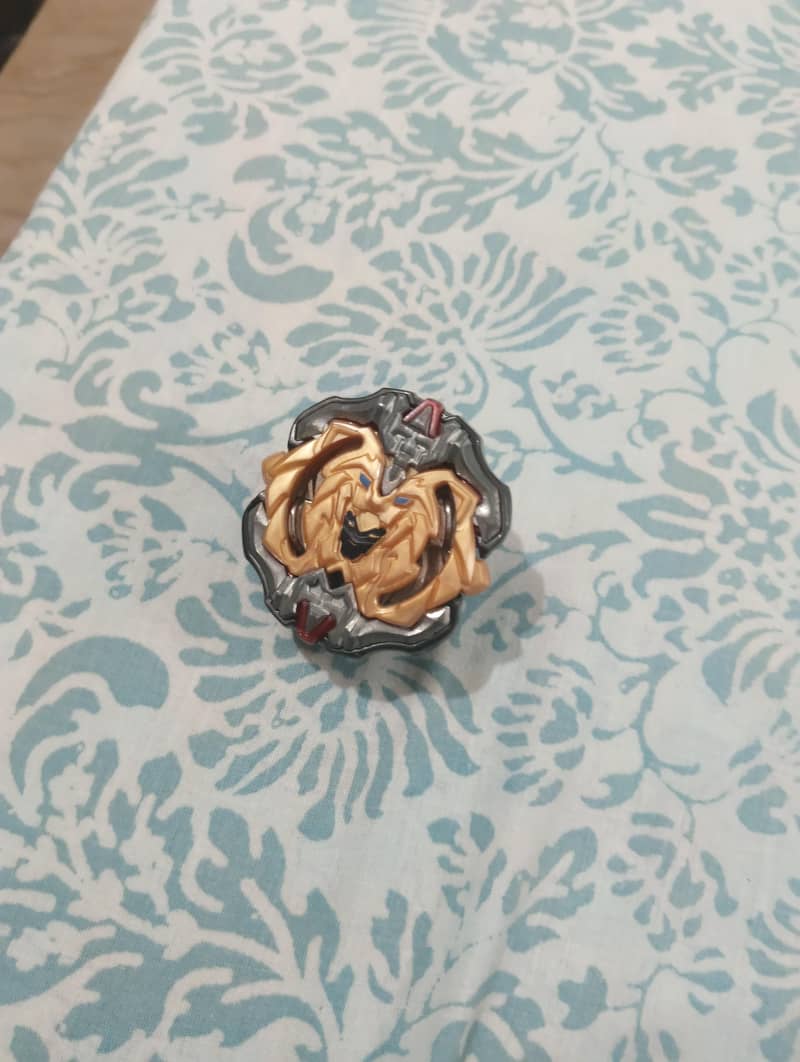 Beyblade 12