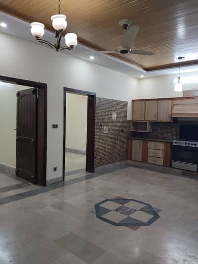 E-11 6 Marla Upper Portion For Rent
