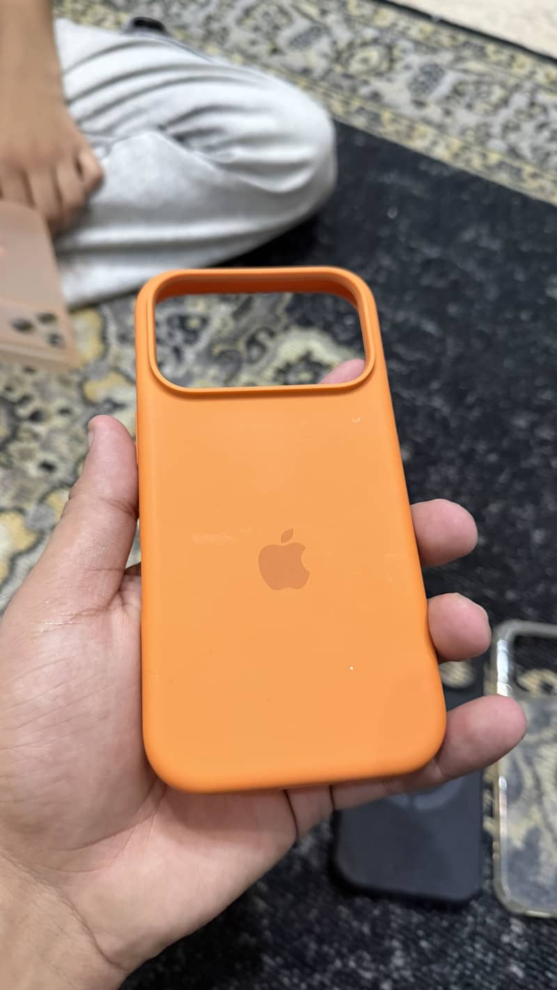 Iphone 17 pro case 1