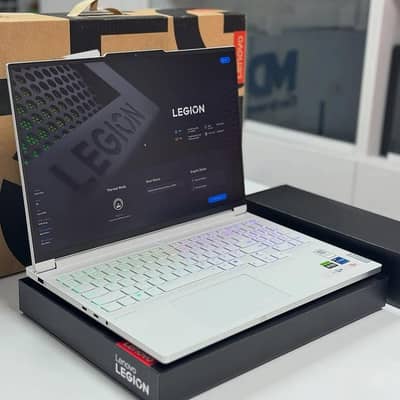 Lenovo Legion 7i – Gaming Monster | RTX 4070 | 32GB RAM | 1TB SSD