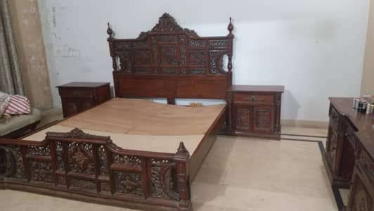 King Size Chinyoti Bed