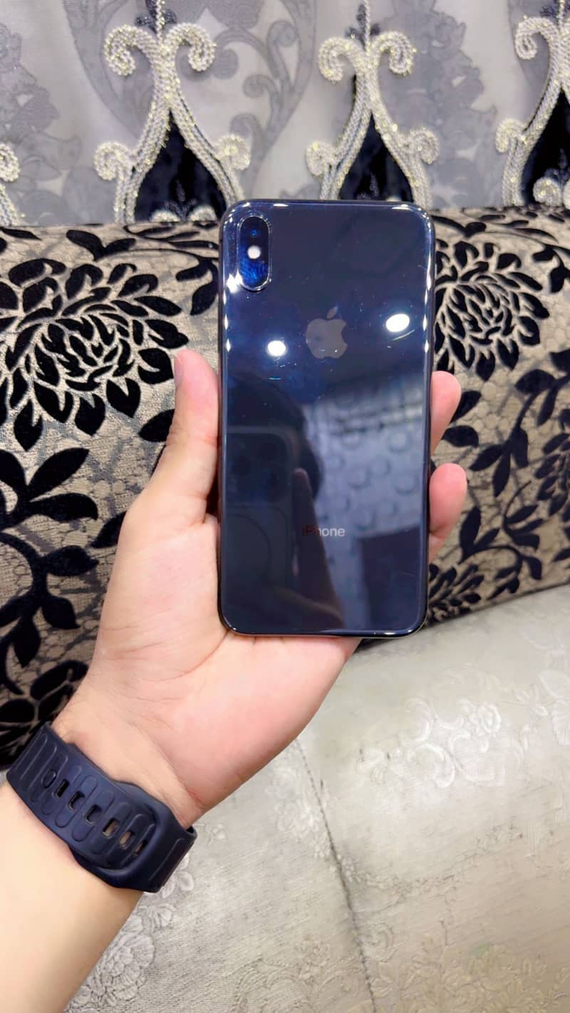 Apple iPhone X 1
