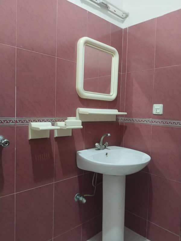 E11 VIP upper portion 2bed 8