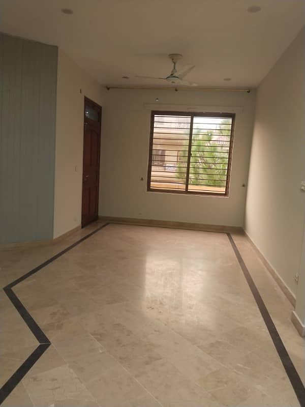 E11 VIP upper portion 2bed 0