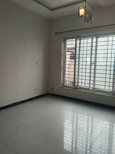 E-11 5 Bed House 2unit The New