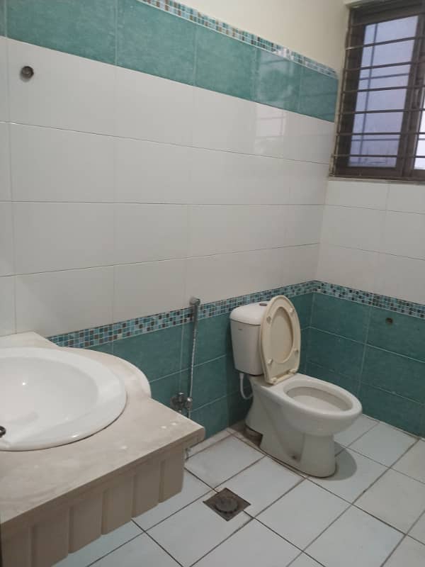E11 Upper Portion Cheap 3bed 2