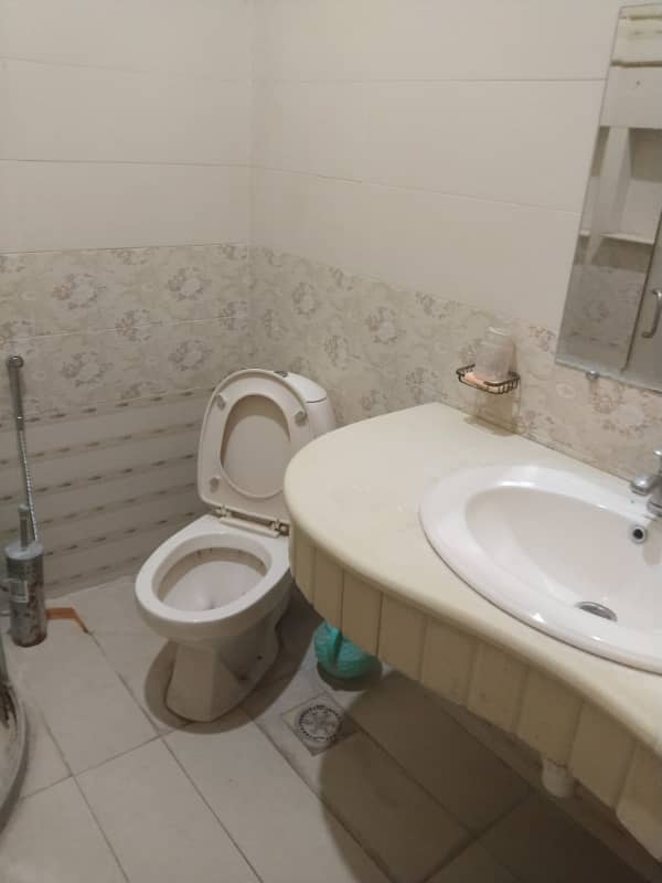 E11 Upper Portion Cheap 3bed 9