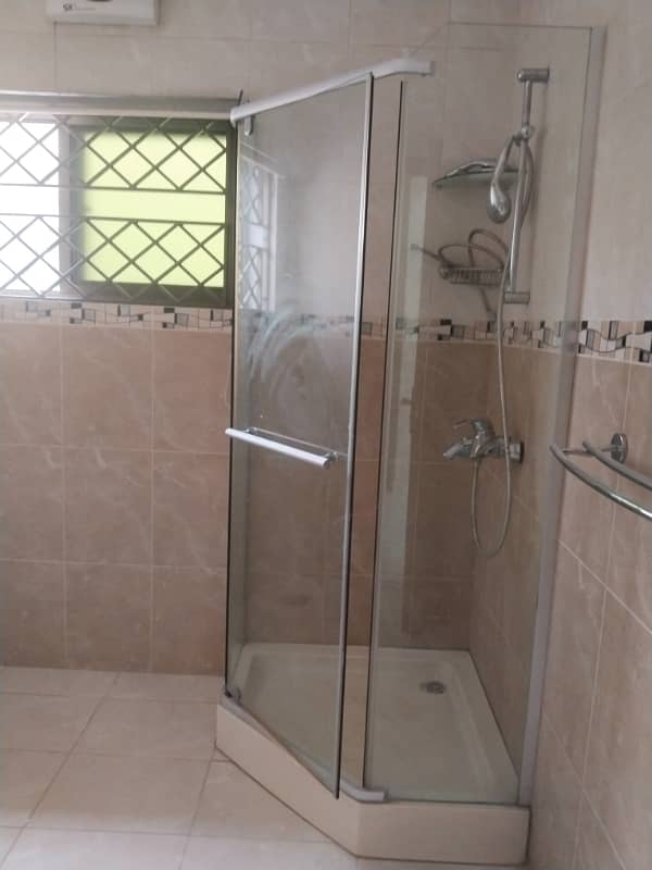 E11 Upper Portion Cheap 3bed 23