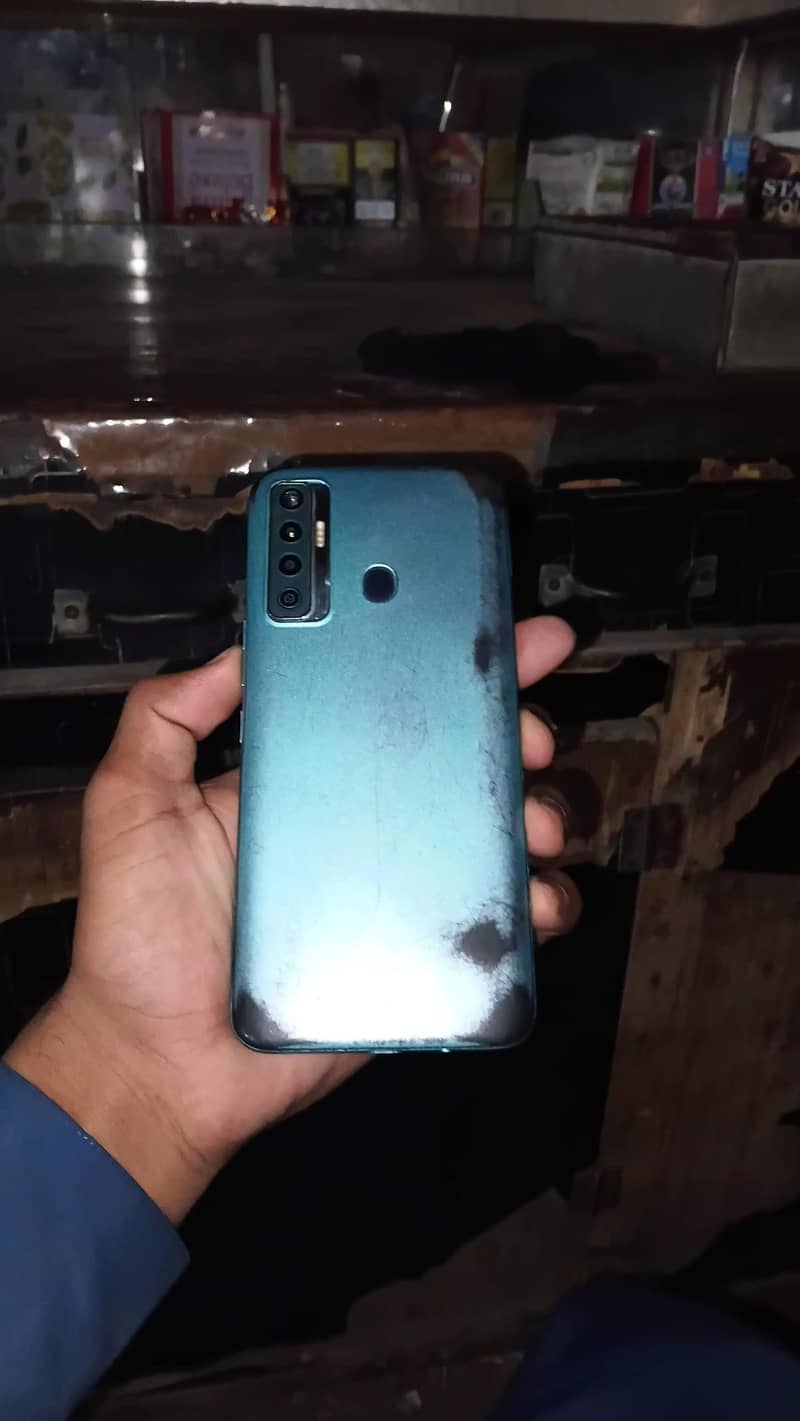Tecno Camon 17 4