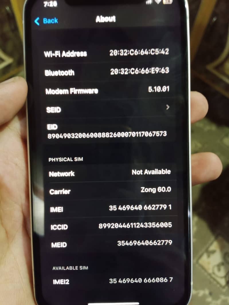 Apple iPhone 12 1