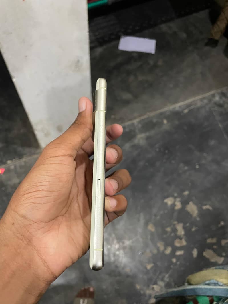 Google Pixel 7 3