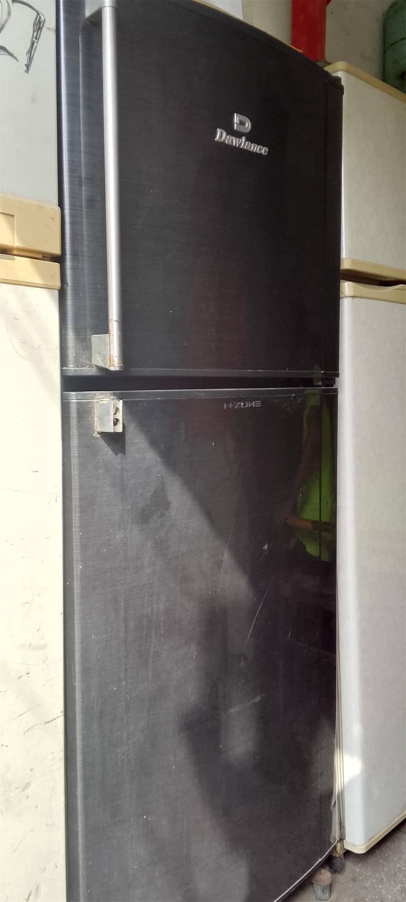 Dawlance refrigerator 0