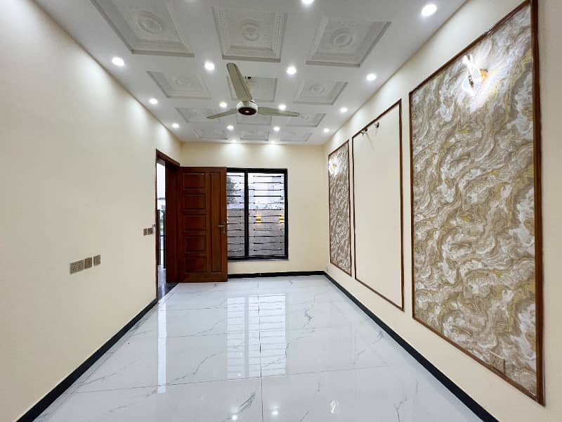 Lower portion for Rent 4