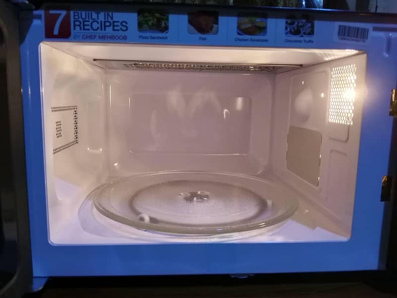 microwave oven 4