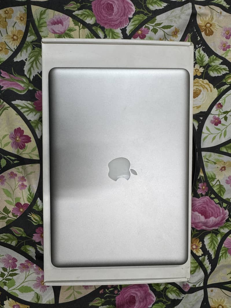 Macbook pro 2011 11