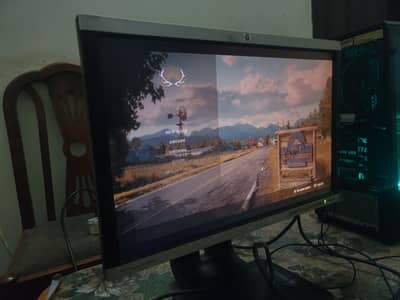 HP LCD Monitor for Sale, Rs. 10,000
