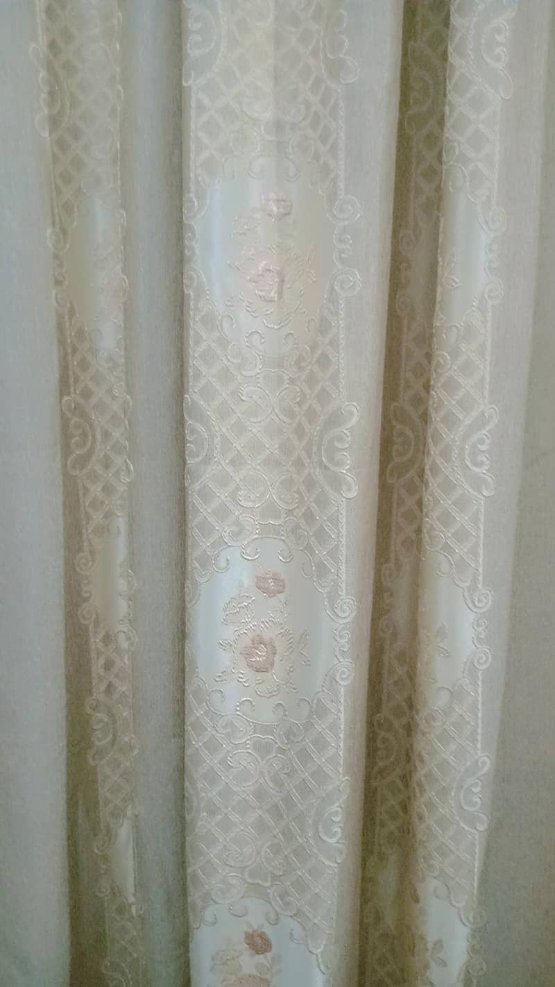 2 curtains 2