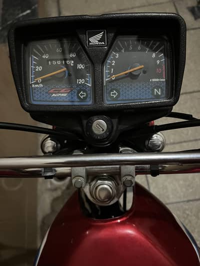 Urgent Sale ho Honda 125 geniune bike lush condition Kay sth