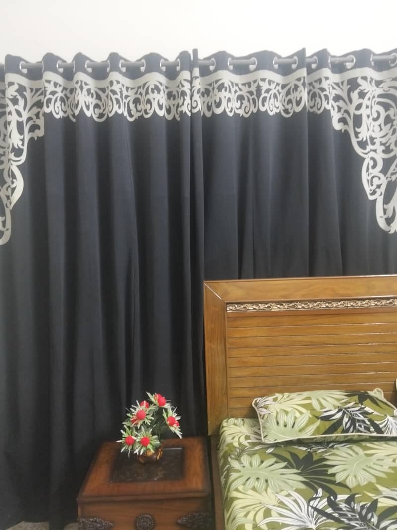 curtain's 1