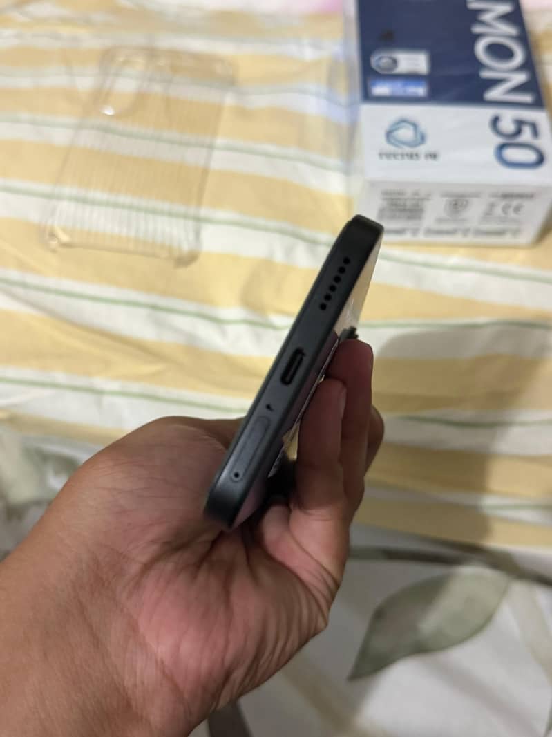 Tecno Camon50 1