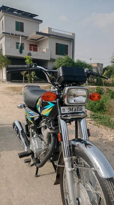 hounda CG 125 model 2026 black