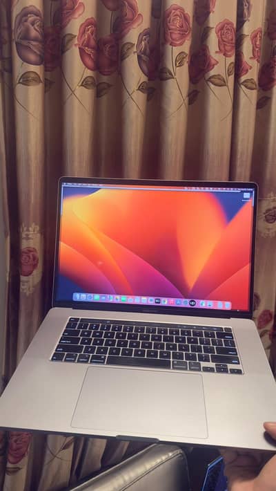 Mackbook Pro Core i7 2019