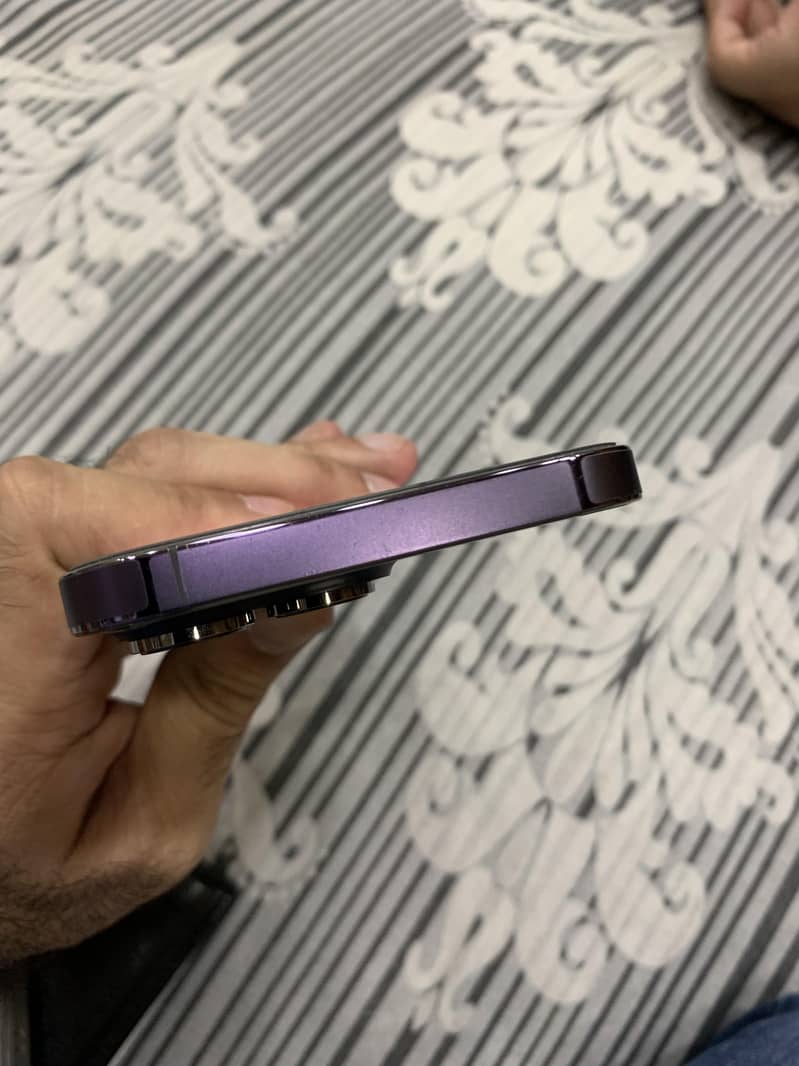 Apple iPhone 14 Pro Max 2