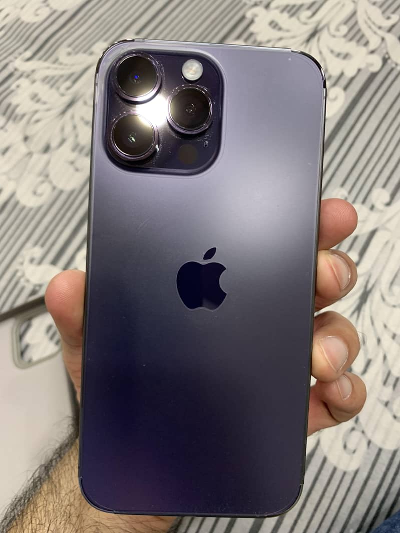 Apple iPhone 14 Pro Max 6